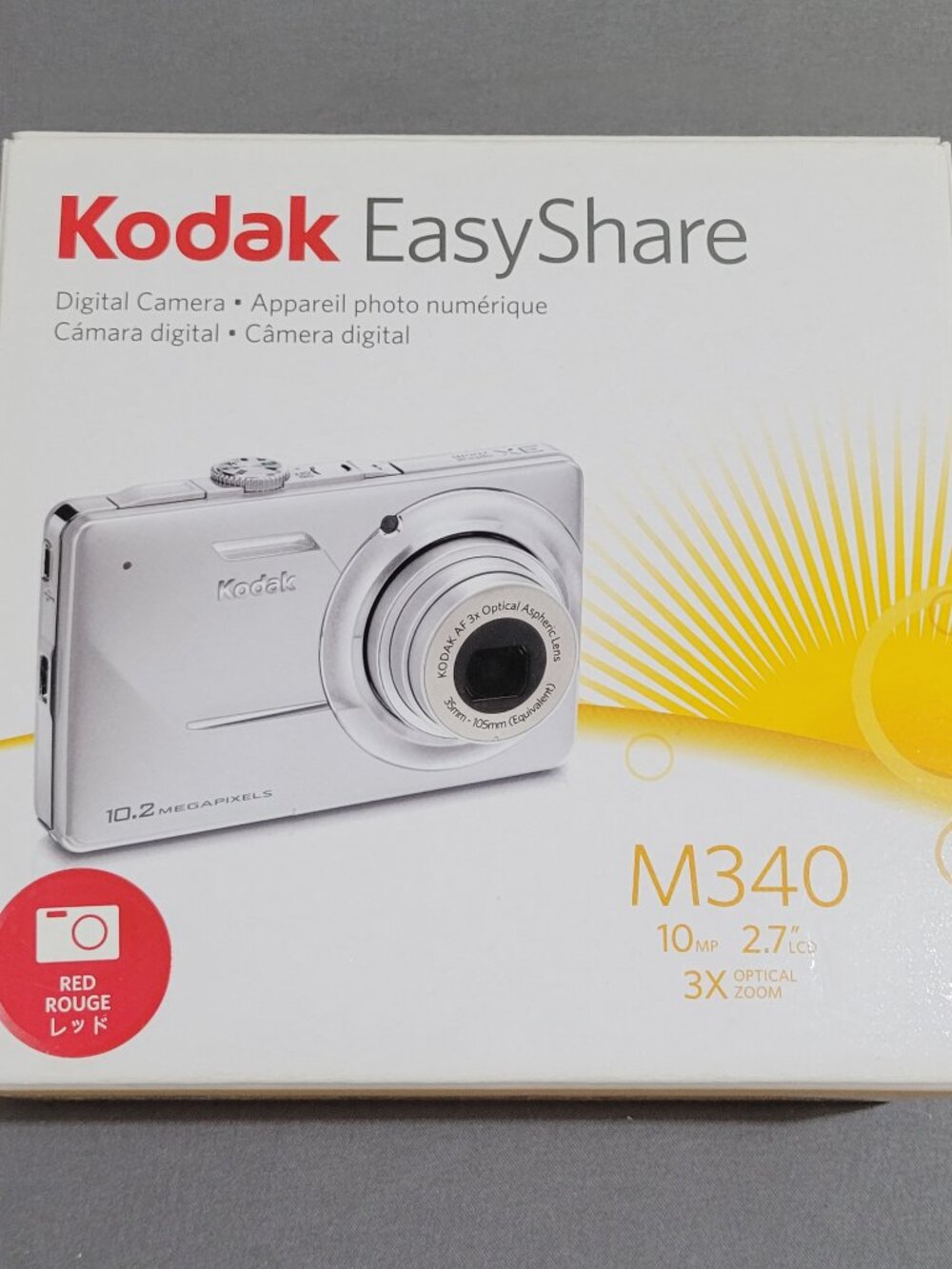 Kodak M340 EasyShare Red 10MP 2.7" LCD Screen 3X Optical Zoom Digital Camera.
